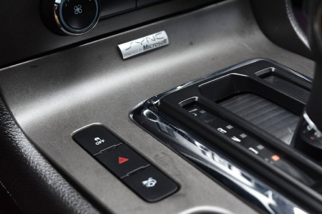 2014 Ford Mustang V6