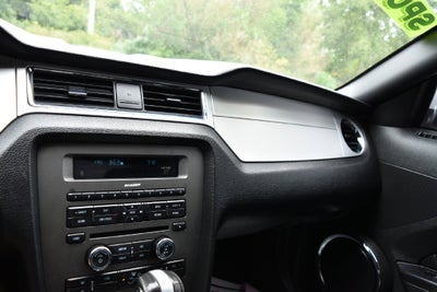 2014 Ford Mustang V6