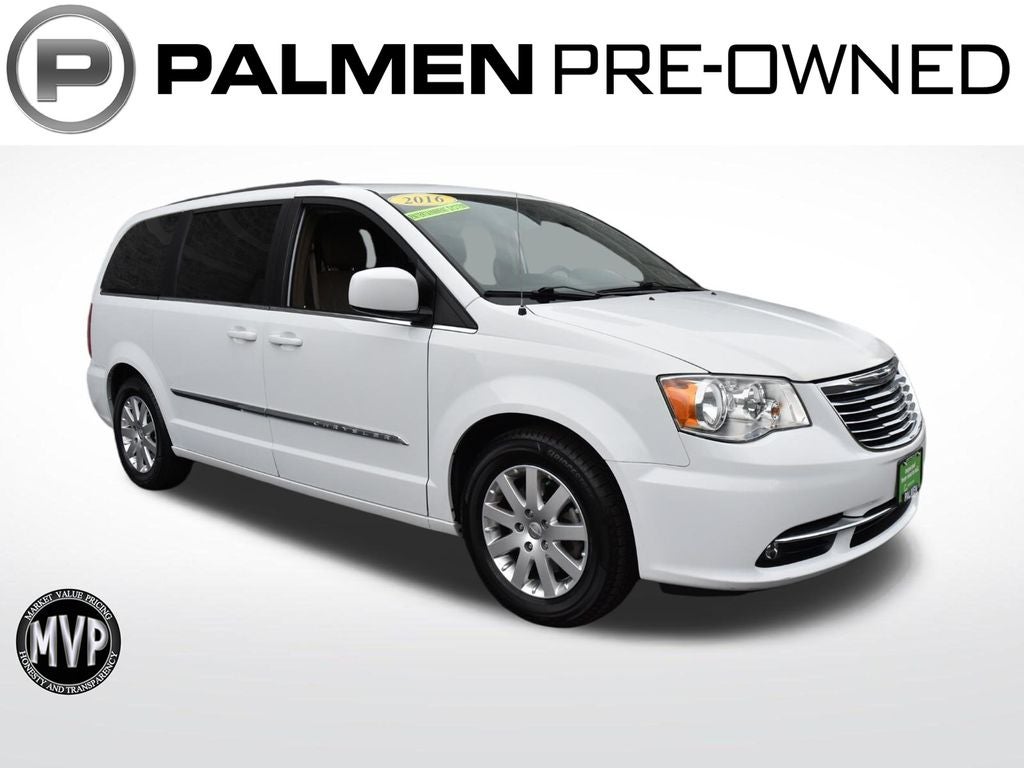 2016 Chrysler Town & Country Touring