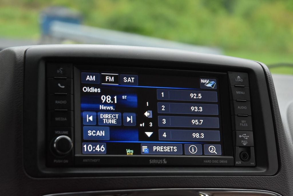 2016 Chrysler Town & Country Touring