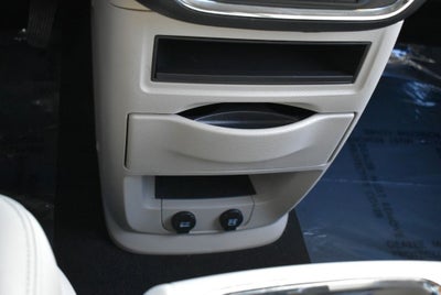 2013 Chrysler Town & Country Touring