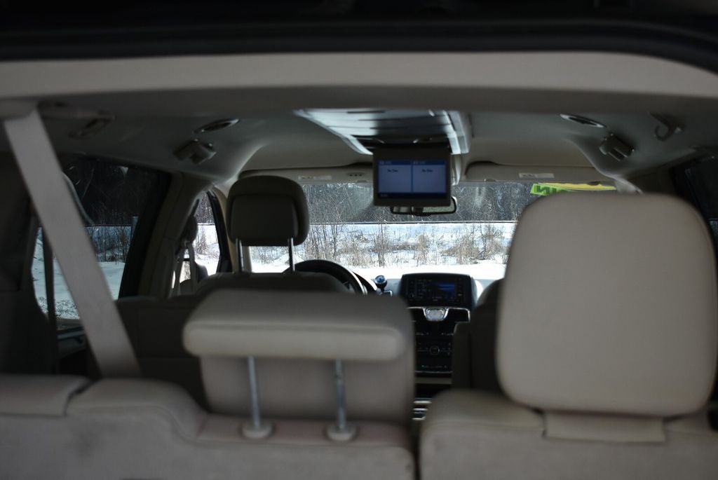 2013 Chrysler Town & Country Touring