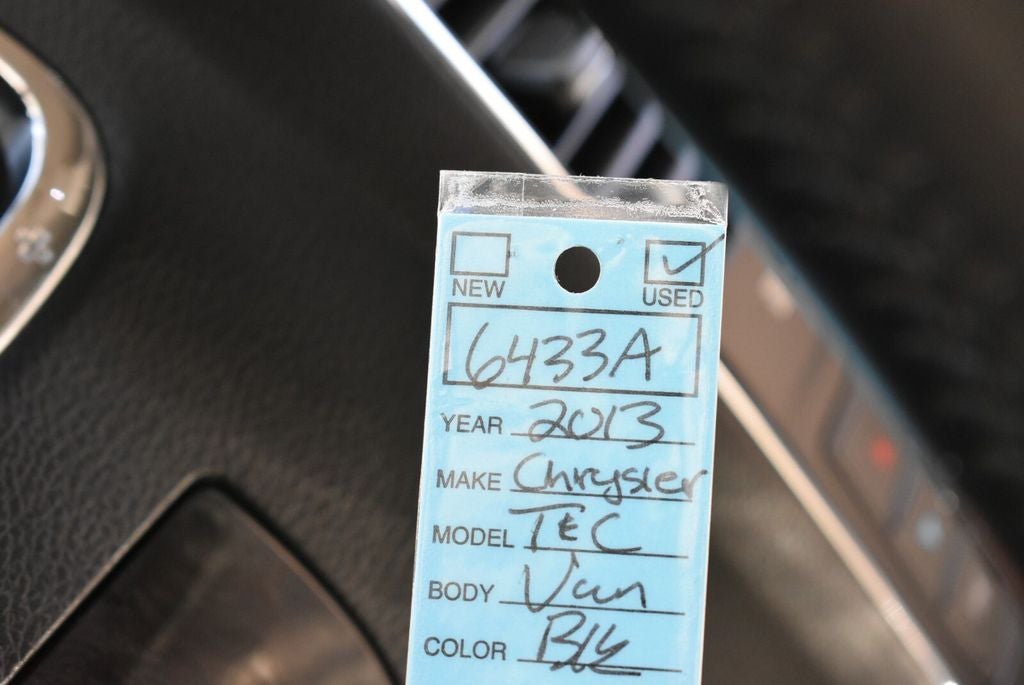 2013 Chrysler Town & Country Touring