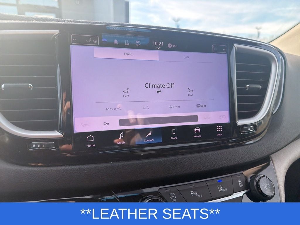 2022 Chrysler Pacifica Touring L