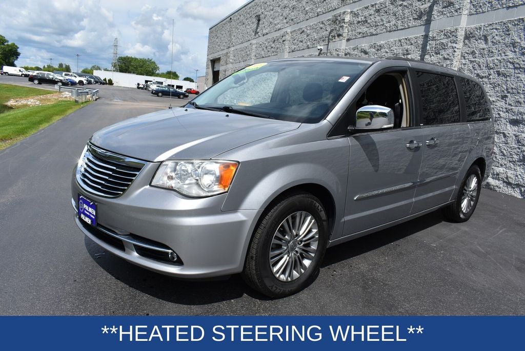 2013 Chrysler Town & Country Touring-L