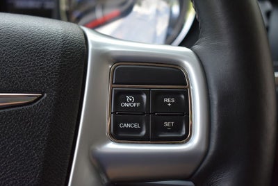 2013 Chrysler Town & Country Touring-L