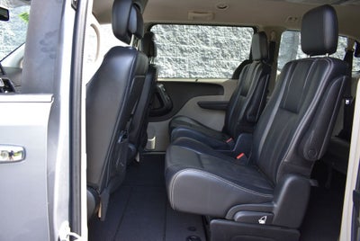 2013 Chrysler Town & Country Touring-L