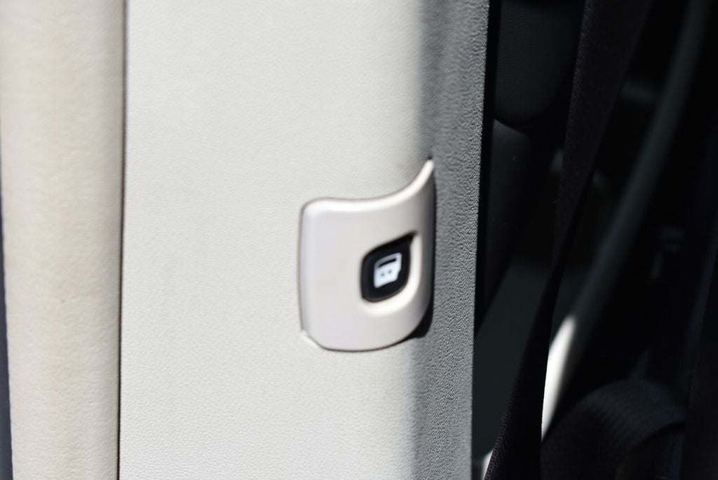 2013 Chrysler Town & Country Touring-L