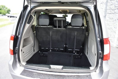 2013 Chrysler Town & Country Touring-L