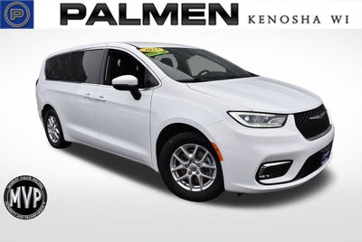 2023 Chrysler Pacifica Touring