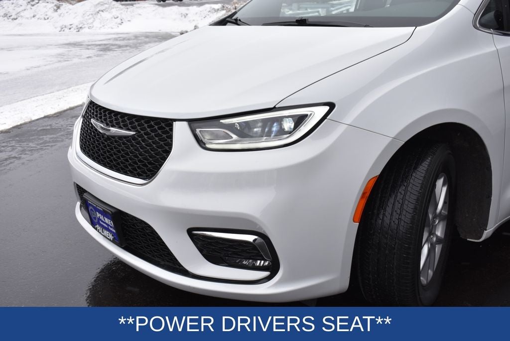 2023 Chrysler Pacifica Touring