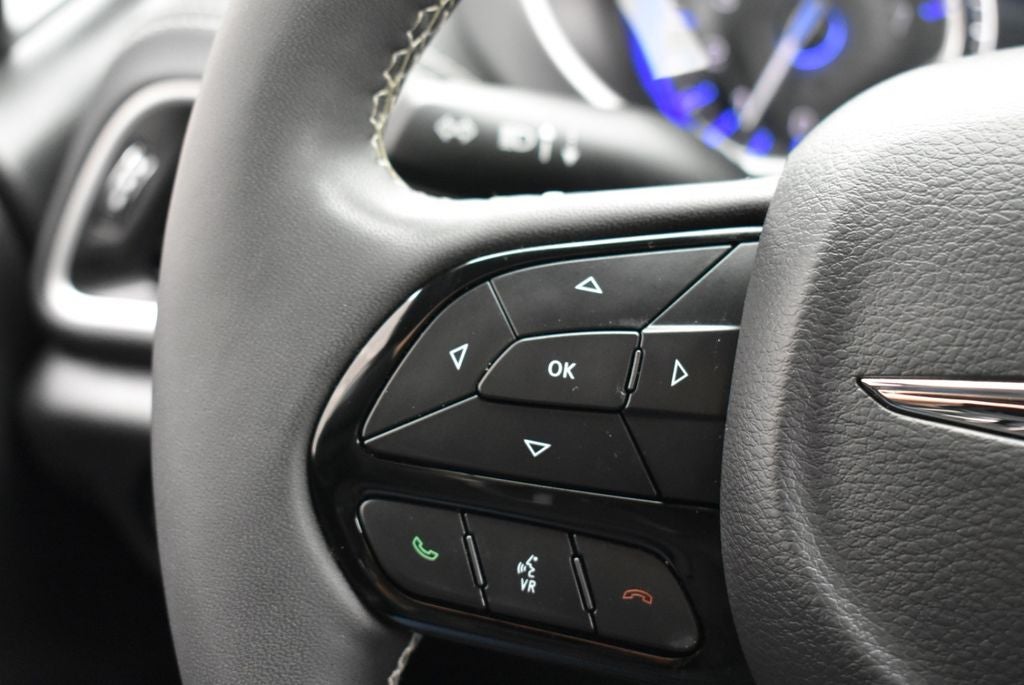 2023 Chrysler Pacifica Touring