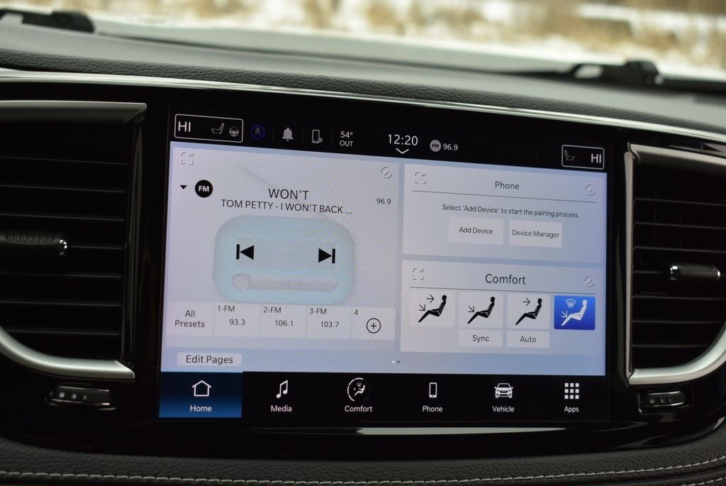 2023 Chrysler Pacifica Touring