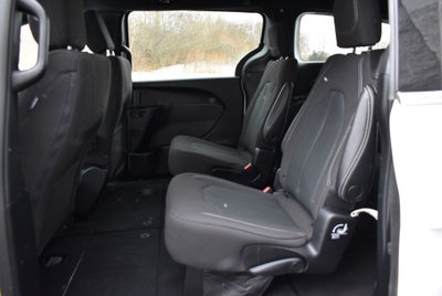 2023 Chrysler Pacifica Touring