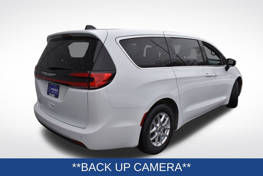 2023 Chrysler Pacifica Touring