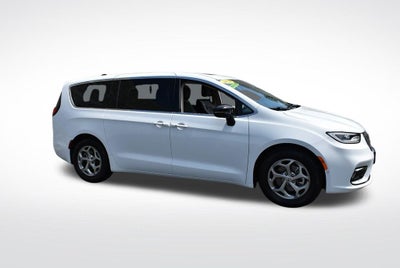 2024 Chrysler Pacifica Limited
