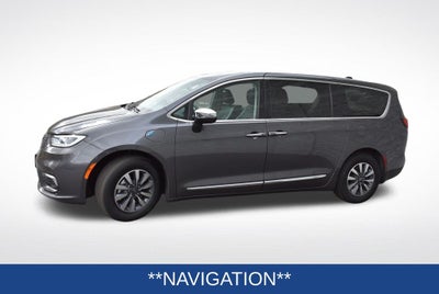 2023 Chrysler Pacifica Hybrid Limited