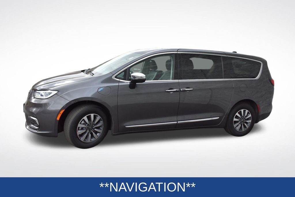 2023 Chrysler Pacifica Hybrid Limited