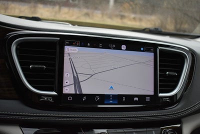 2023 Chrysler Pacifica Hybrid Limited