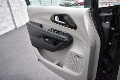 2023 Chrysler Pacifica Hybrid Limited