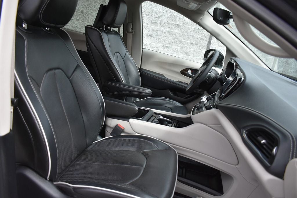 2023 Chrysler Pacifica Hybrid Limited