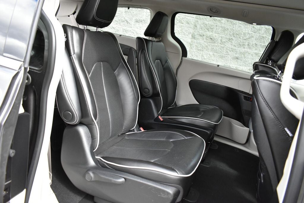 2023 Chrysler Pacifica Hybrid Limited