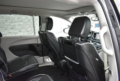 2023 Chrysler Pacifica Hybrid Limited