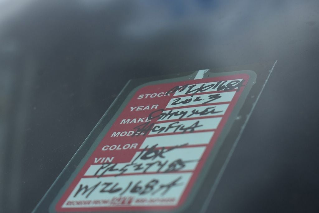 2023 Chrysler Pacifica Hybrid Limited