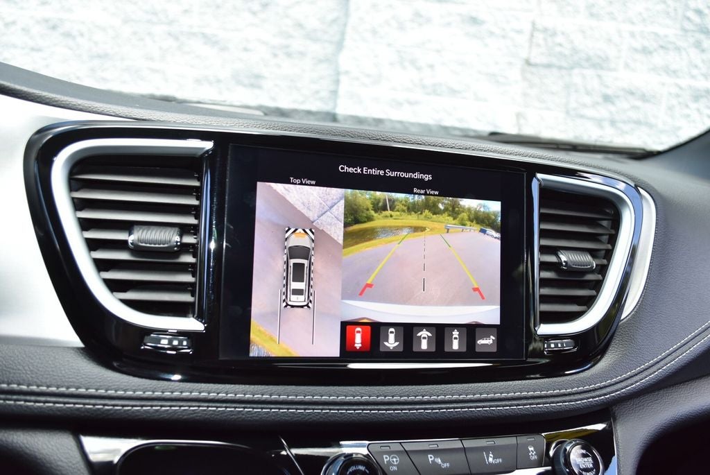 2024 Chrysler Pacifica Hybrid Select Premium S Appearance