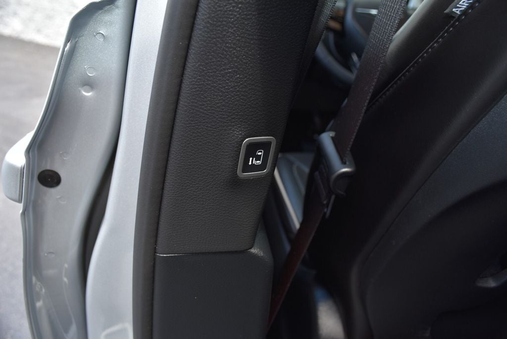 2024 Chrysler Pacifica Hybrid Select Premium S Appearance