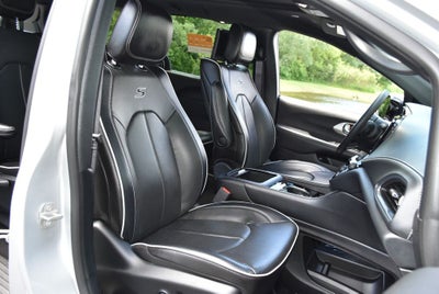 2024 Chrysler Pacifica Hybrid Select Premium S Appearance