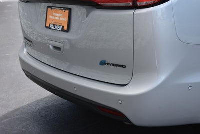 2024 Chrysler Pacifica Hybrid Select Premium S Appearance