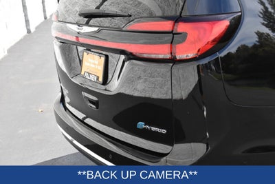 2024 Chrysler Pacifica Hybrid Select