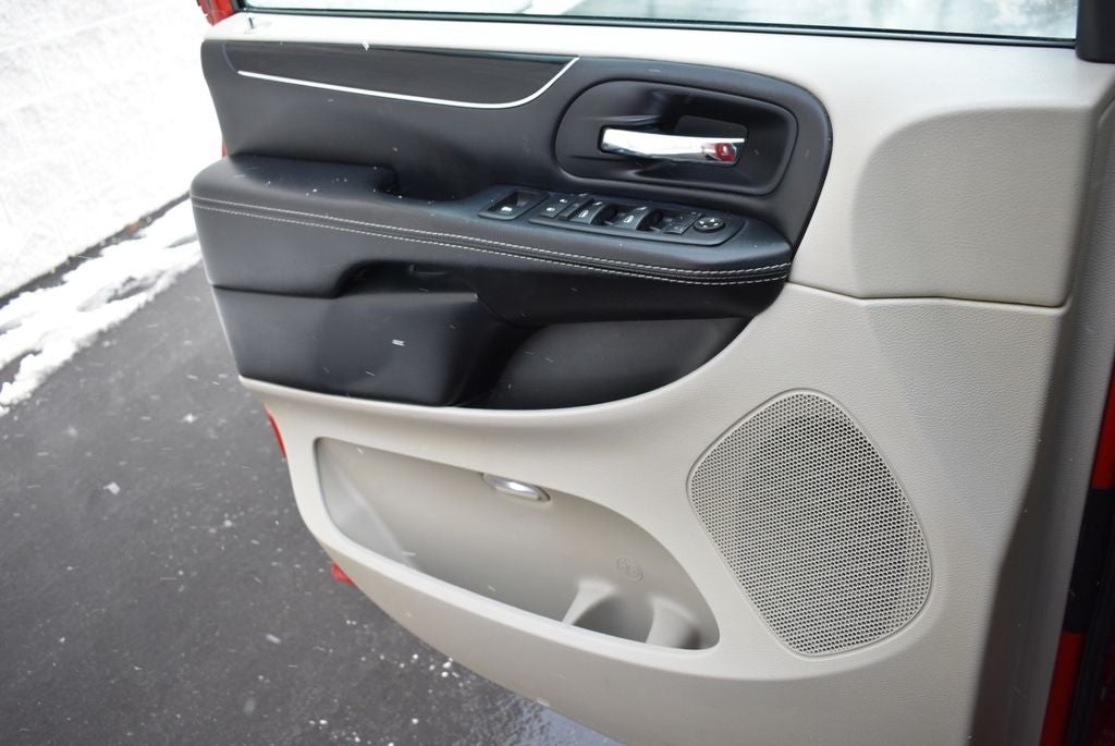 2016 Dodge Grand Caravan SE