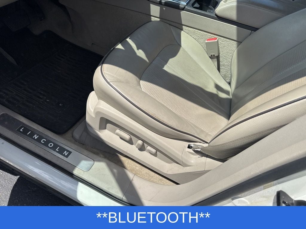 2013 Lincoln MKX Base