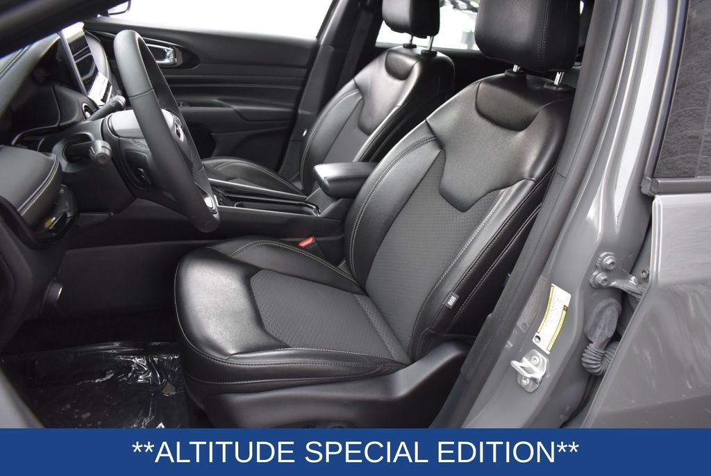 2023 Jeep Compass Altitude