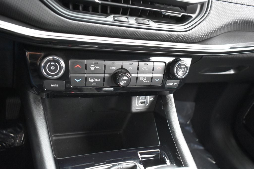 2023 Jeep Compass Altitude