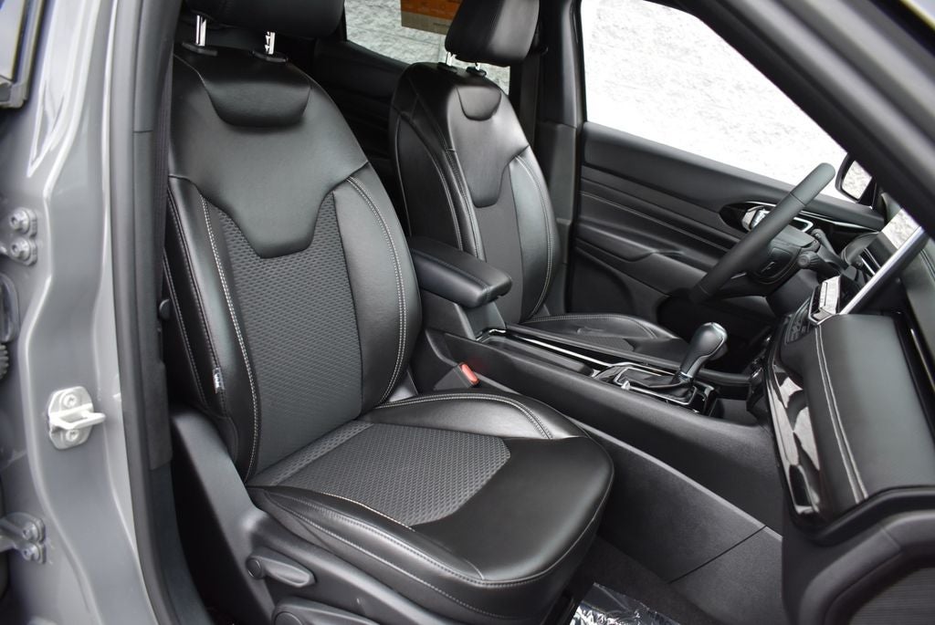 2023 Jeep Compass Altitude