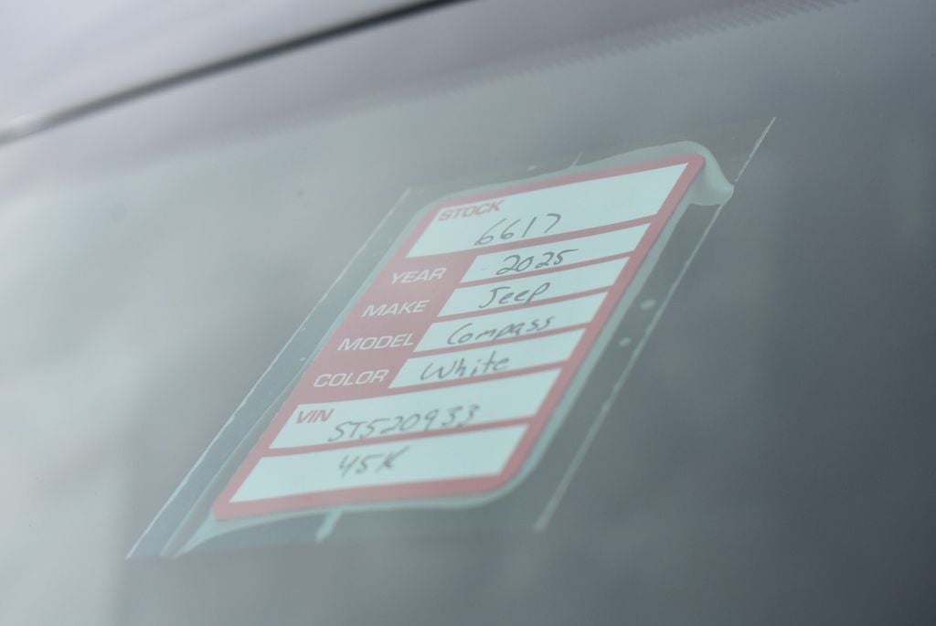 2025 Jeep Compass Trailhawk