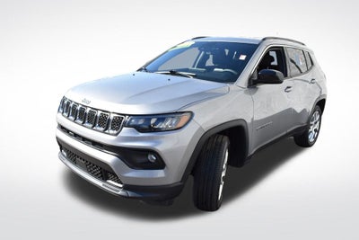 2023 Jeep Compass Latitude Lux