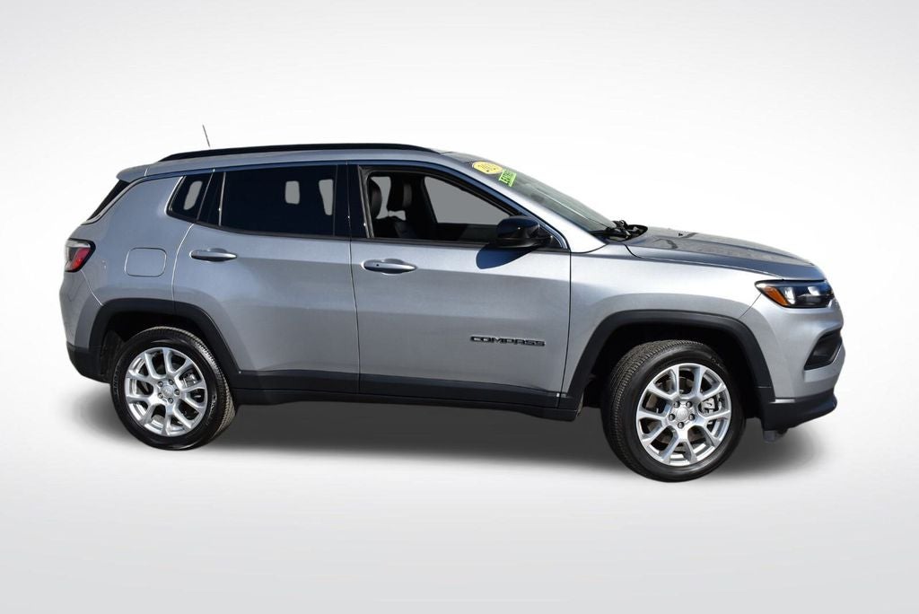 2023 Jeep Compass Latitude Lux