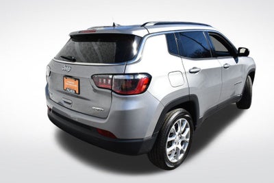2023 Jeep Compass Latitude Lux