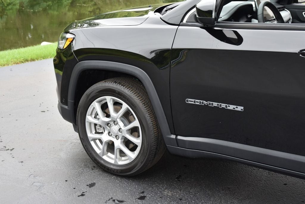 2024 Jeep Compass Latitude Lux