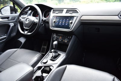 2021 Volkswagen Tiguan 2.0T SE R-Line Black