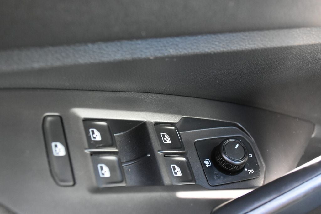 2019 Volkswagen Jetta R-Line