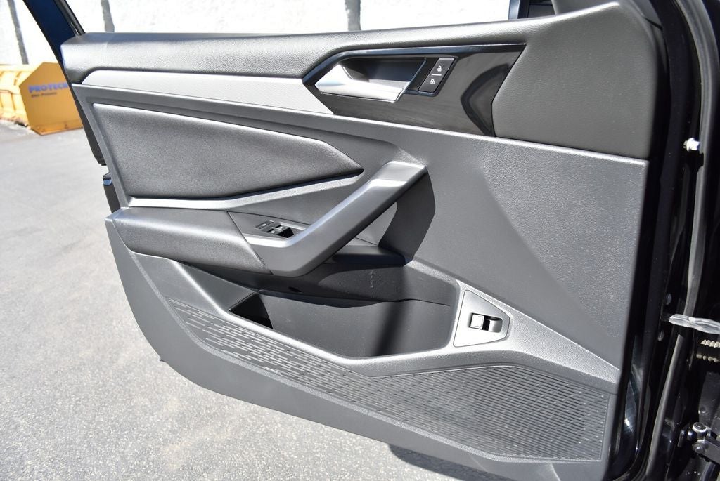 2019 Volkswagen Jetta R-Line