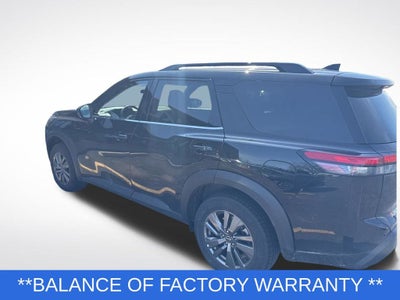 2024 Nissan Pathfinder SV