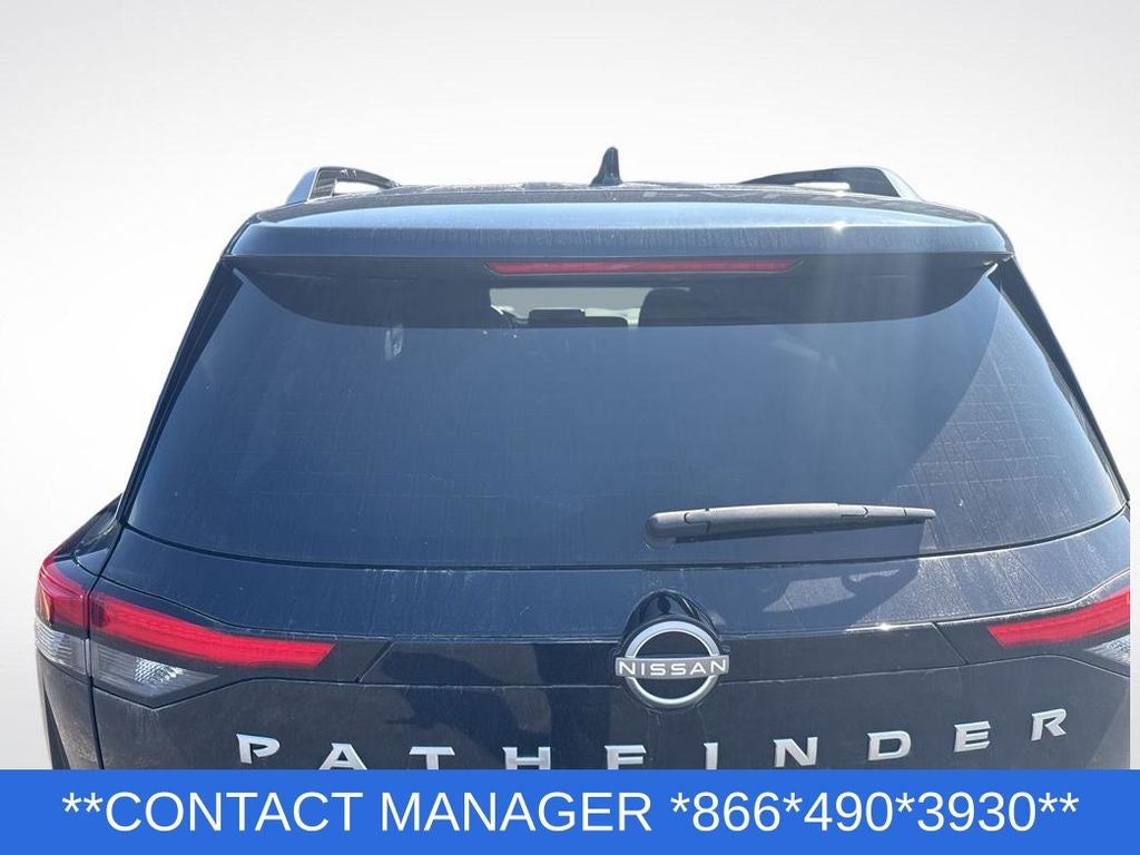 2024 Nissan Pathfinder SV