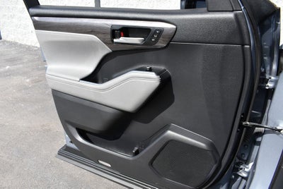 2022 Toyota Highlander Limited