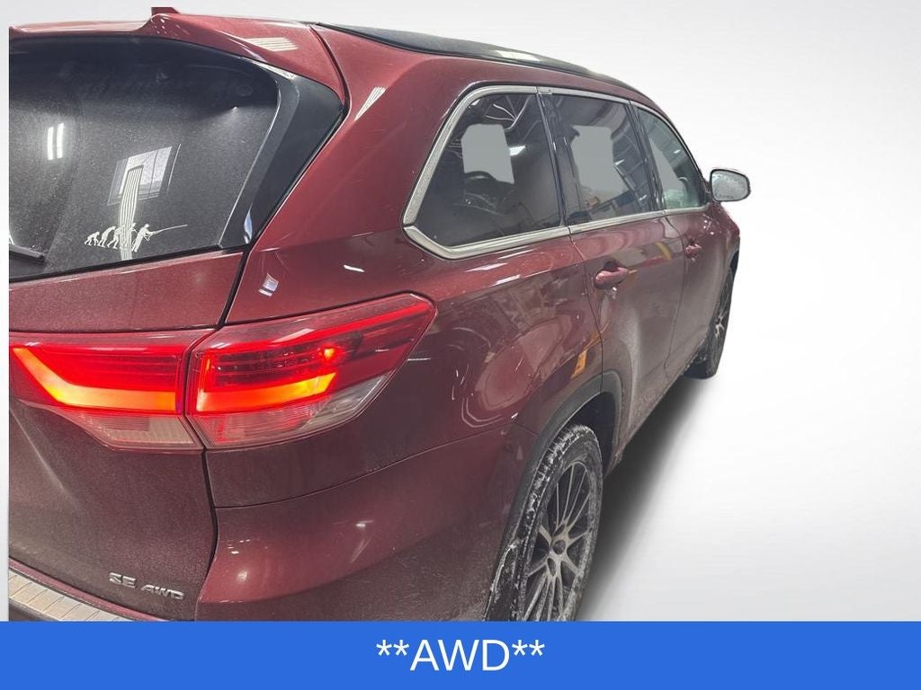 2017 Toyota Highlander SE